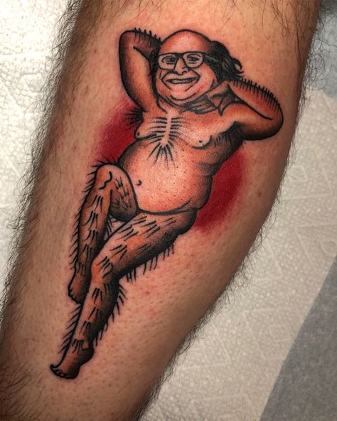 Danny Devito pin up by @KateCollinsArt in Philadelphia Danny Devito, Tattoo Work, American Traditional, Skin Art, Skull Tattoo, Cool Tattoos, Portrait Tattoo, Tatting, Philadelphia