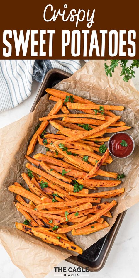 Crispy Sweet Potatoes, Sweet Potatoes Baked, Southern Thanksgiving Recipes, Crispy Sweet Potato Fries, Potatoes Baked, Sweet Potato Skins, Crispy Sweet Potato, Easy Thanksgiving Recipes, Spicy Seasoning