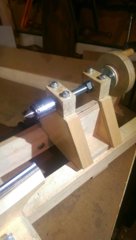 Definitive counterpoint with sharp tip for the lathe - contrapunto definitivo con punta viva para el torno Treadle Lathe, Diy Lathe, Lathe Machine, Belt Sander, Unusual Animals, Wood Lathe, Woodworking Techniques, Machine Tools, Lathe