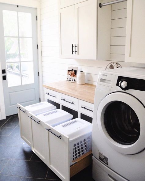 Ashley🌿 on Instagram: “Starting off this week with all laundry done! 🙌🏼 Until tomorrow anyway...🤪 ⠀⠀ I wanted to share our laundry bins inspired by…” Light Gray Laundry Room, Door For Laundry Room, Black Tile Flooring, Gray Laundry Room, Washer And Dryer Stand, White Interior Door, Laundry Room Door, Laundry Bins, Black Mosaic Tile