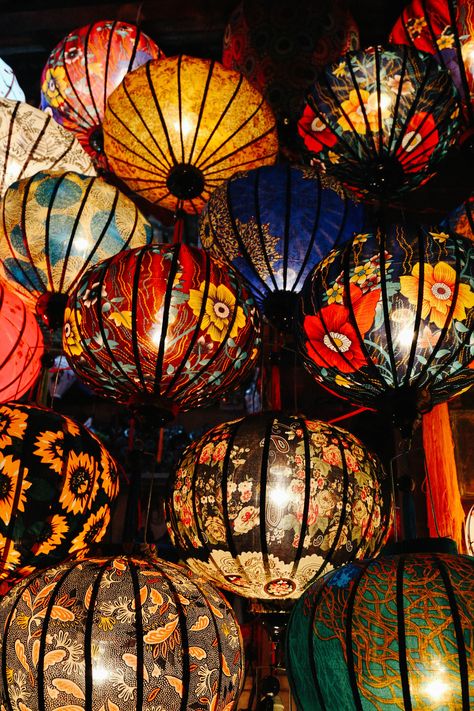 Hoi An Vietnam - Life Abundant Blog, Hoi An lanterns, Best places to visit in Hoi An Vietnam, Hoi An Photography, Hoi An Vietnam Travel Tips, Vietnamese lanterns, lanterns at night French Vietnamese Decor, Lampion Aesthetic, China Aesthetic Wallpaper, Vietnamese Aesthetic, Vietnamese Decor, China Town Aesthetic, Vietnamese Lanterns Home Decor, Hoi An Lanterns Decor, Vietnamese Lanterns