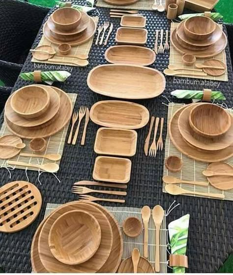 Crockery Design, Simple Garden, Wooden Kitchen Utensils, Bamboo Crafts, Garden Hacks, Wooden Utensils, Table Set Up, Cool Kitchen Gadgets, Wooden Kitchen