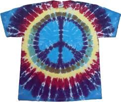 Tie Dye Peace Sign, Tie Dye Patterns Diy, Diy Tie Dye Shirts, Tie Dye Crafts, Tie Dye Hippie, Hippie Culture, Hippie Peace, Tie Dye Diy, Hippie Love