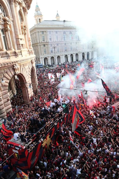 Genoa Cfc 1893, Genoa Cfc, Milan Football, Football Is Life, Genoa, Ac Milan, Bologna, Milan, Soccer