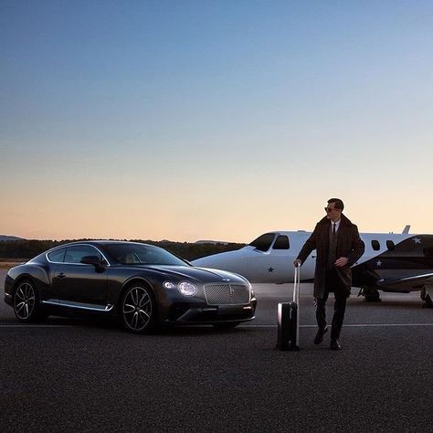 LuxuryLifestyle BillionaireLifesyle Millionaire Rich Motivation WORK 35 - https://ift.tt/2lQSz1L Luxury Lifestyle Rich Life, Rich Motivation, Carros Bmw, Mens Luxury Lifestyle, Luxury Cars Rolls Royce, Luxury Boat, Luxury Lifestyle Dreams, Future Lifestyle, Rich Life