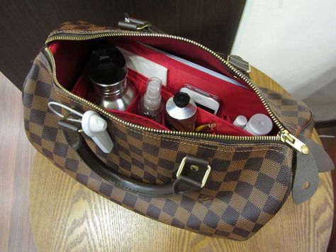 Neverfull Damier Ebene Outfit, Speedy 30 Damier Ebene, Melie Louis Vuitton, Louis Vuitton Handbags Neverfull, Louis Vuitton Handbags Outlet, Louie Vuitton, Purse Organizer Insert, Lv Speedy, Speedy Bandouliere