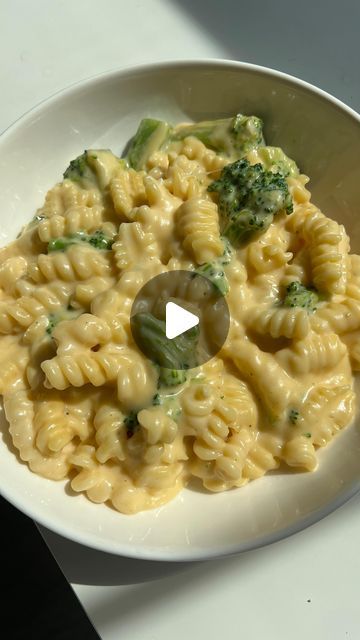 Angela Miley on Instagram: "I chedDARE you to try this delish Broccoli Cheddar Mac & Cheese! It’s perfect for Fall 😋 RECIPE ⬇️  1. Cook 1/2 lb pasta in salted water until al dente.( I used a couple diff pasta shapes because I had small amounts of each I wanted to use up! I did Radiatori, Fusilli Corti Bucati & Rotini!  2. A few minutes before your pasta is done cooking, add 4oz broccoli florets. The pasta & broccoli will be done at the same time. Reserve 1/2 cup of pasta water before straining. ( I cooked my broccoli separately to make it look prettier being dumped in but I recommend cooking them together)  3. Add 4 tbsp of butter to a pan on medium heat. Then add 3 cloves of minced garlic. 4. Once fragrant, add 4 tbsp of flour and mix to combine. 5. Let cook for a few minutes then slowly Curly Pasta Recipes, Radiatori Pasta Recipes, How To Make Fusilli Pasta, Tini’s Mac And Cheese Recipe, Rotini Pasta With Broccoli And Cheese, Mac Cheese Broccoli, Fusilli Bucati, Brocolli Mac And Cheese, Fusilli Corti Bucati Pasta Recipes