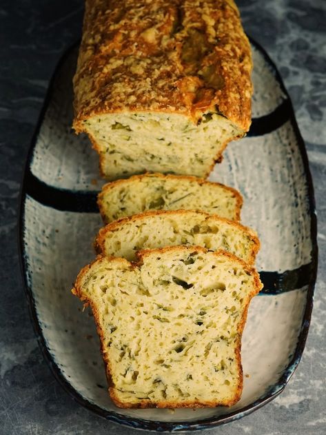 Savoury Zucchini Bread, Zuchinis Bread Recipe Savory, Savory Zuchinis Bread Recipe, Zucchini Herb Cheese Bread, Zucchini Cheddar Cheese Herb Bread, Courgette Bread, French Cake, Savory Bread, Cocktail Sticks