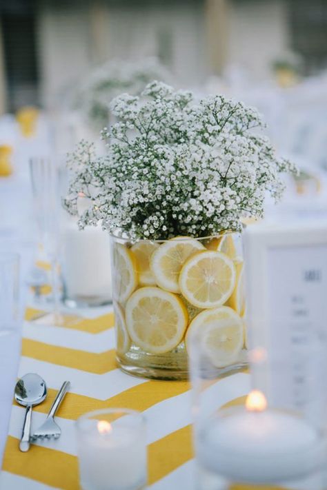 Lemon Themed Party, Lemon Themed Bridal Shower, Bridal Shower Inspo, Tafel Decor, Lemon Decor, Bridal Shower Brunch, Brunch Wedding, Bridal Brunch, Deco Floral