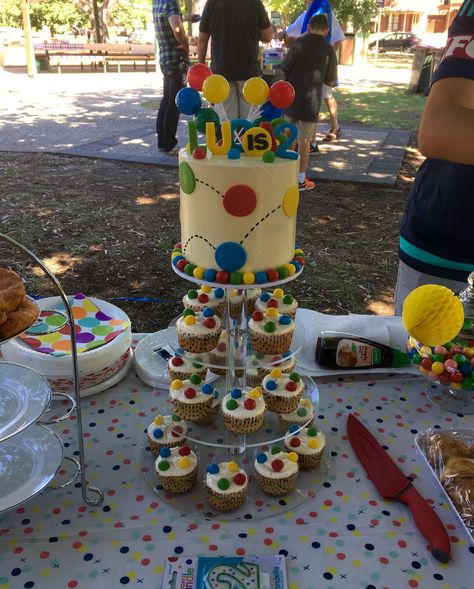 Lets Have A Ball Birthday Cake, Bouncy Ball Birthday, Ball Theme Birthday, 2nd Birthday Party For Boys, Diy Birthday Banner, Ball Birthday Parties, Ball Cake, Birthday Surprise Boyfriend, 21st Birthday Cakes