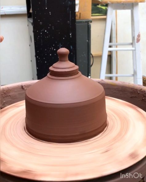 Michelle Wen’s Instagram profile post: “Closed form becomes jar 🛎 #closedform #jar #potter #clay #ceramics #handmadeceramics #tableware #wheelthrowing #wheelthrown #bowl #pottery…” Wheel Throwing, Ceramic Art Sculpture, Pottery Videos, Ceramic Jars, Ceramic Studio, Ceramics Ideas Pottery, Jar Lids, Wheel Thrown, Ceramic Pottery