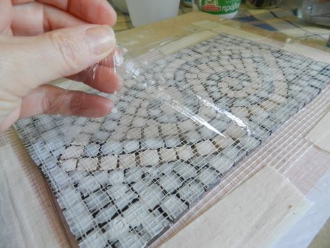 Grouting Mosaics, Mosaic Trivet, How To Grout, Mosaic Art Supplies, Mosaic Tiles Crafts, Direct Method, Mosaic Furniture, Mosaic Art Diy, Mosaic Flower Pots