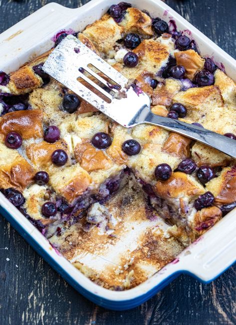 Croissant Casserole, Blueberry Clafoutis, Waffles Breakfast, Blueberry French Toast Casserole, Stuffed French Toast Cream Cheese, French Toast Casserole Overnight, French Toast Casserole Recipes, 2024 Recipes, Easter 2023