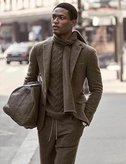 Brown Coat Outfit Winter, Hamid Onifade, Black Winter Coat Outfit, Mens Trench Coat Outfit, Winter Outfits Coat, Grey Coat Outfit Winter, Mens Sport Coat Outfit, Mens Brown Coat, Brown Coat Outfit