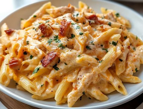 Buffalo Chicken Pasta, Unique Dishes, Yummy Pasta, Ranch Pasta, Cheesy Pasta, Tasty Pasta, Chicken Pasta Recipes, Chicken Alfredo, Pasta Shapes