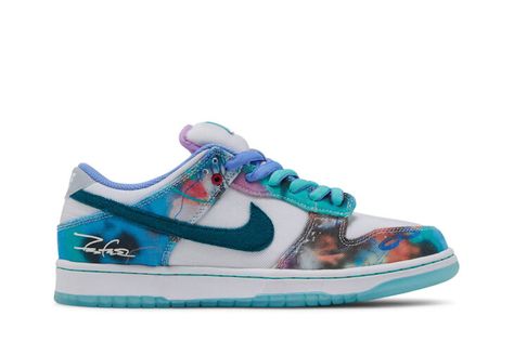 Futura Laboratories Nike Dunk SB Release Colorful Streetwear, Sneaker Outfits, Tenis Nike, Nike Sb Dunk Low, Jordan 2, Sb Dunk Low, Nike Sb Dunks Low, Nike Sb Dunk, Nike Sb Dunks