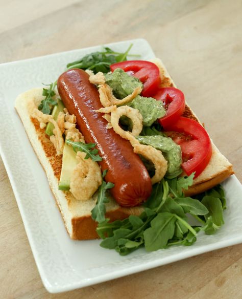 Sooo Cali Hot Dogs Recipe - Dog Haus Dogs - Hilah Cooking Hot Dog Game, Basil Aioli, Dogs At Home, King Hawaiian Rolls, Grilling Hot Dogs, Spicy Aioli, Fried Chips, Ny Style, Hot Dog Recipes