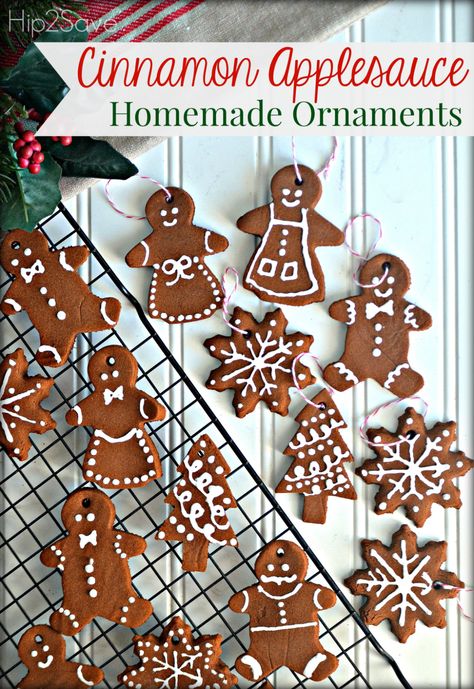 Homemade Cinnamon Applesauce, Cinnamon Apple Sauce, Applesauce Ornaments, Cinnamon Applesauce Ornaments, Cinnamon Applesauce, Gingerbread Activities, Cinnamon Ornaments, Easy Holidays Crafts, Easy Christmas Ornaments