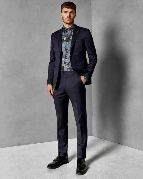 Dark Blue Suit Men, Formal Pant Shirt, Men's Poses, India Fashion Men, Ted Baker Menswear, Suits Groom, Formal Pant, Dark Blue Suit, Blue Suits