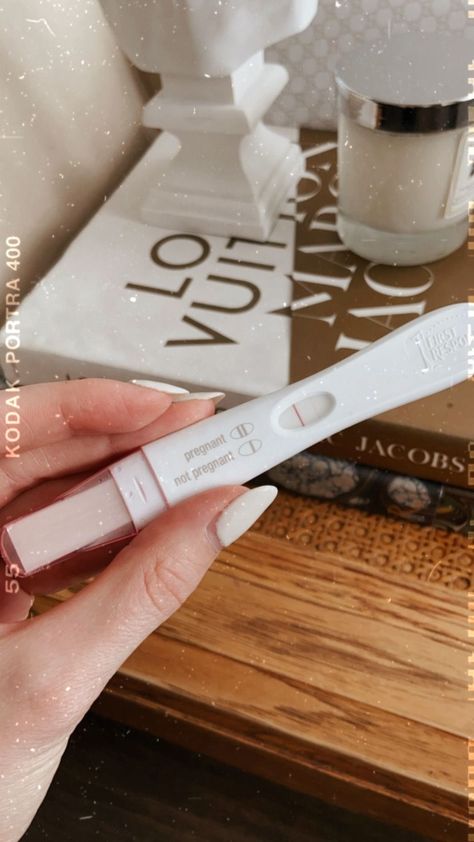 Pregnancy Test Kit Positive, Positive Pregnancy Test Pictures, 12 Week Ultrasound, Stopping Birth Control, We Are Pregnant, Pregnancy Side Effects, Pregnancy Kit, Negative Pregnancy Test, Pregnant With Boy