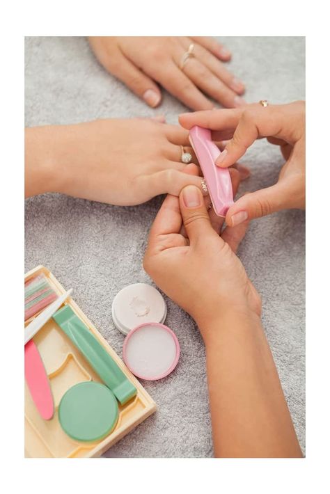 KODI PROF CORPORATION NEONAIL Japanese Manicure &#39;&#39; P.Shine&#39;&#39; SET Nail Conditioner &amp; Natural Luster Nail Buffer Kit Green/Pink 8g Paste 5g Powder Japanese Manicure, Nail Art Tool Kit, Nail Buffers, Shine Nails, Manicure Ideas, Nail Buffer, Manicure Y Pedicure, Manicure Set, Nail Art Tools