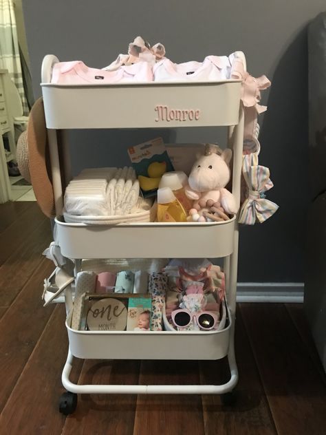 Diaper Cart Gift, Baby Shower Cart Gift, Baby Shower Caddy Gift Ideas, Baby Shower Gift Ideas For Girls Diy, Baby Shower Cart, Baby Shower Gift Basket For Girls Diy, Baby Shower Basket Gift Ideas Girl, Baby Shower Basket Ideas, Baby Shower Gift Ideas Girl