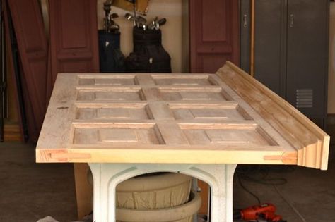 Old Door Headboard King Wood, Homemade Headboards Diy Wood, King Size Headboard Diy Easy, Woodworking Headboard, Door Headboard Ideas, Headboard Door, Headboard Ideas Diy, Door Headboards, Door Head