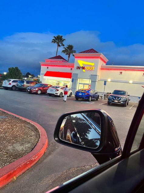 Driving In California Aesthetic, In And Out Burger Aesthetic, In And Out, Aesthetic Car Driving, In N Out Aesthetic, California Summer Aesthetic, Cool Restaurant Design, Adam Drive, Angeles Aesthetic