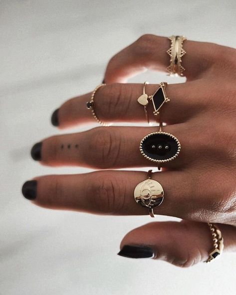 love these rings Boho Styl, Vintage Hipster, Accesories Jewelry, Ringe Gold, Nail Arts, Jewelry Inspo, Bling Bling, Cute Jewelry, Spring Nails