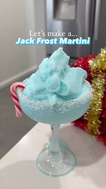 Jack Frost Martini, Jack Frost Drink, Jack Frost Cocktail, White Christmas Margarita, Christmas Margarita, Peppermint Vodka, Xmas Drinks, Entertaining Food, Holiday Drink