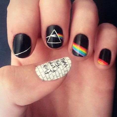 Marijke Sandbrink (@marykay_art) • Instagram photos and videos Pink Floyd Nail Art, Pink Floyd Nails, Rocker Nails, Music Nails, Band Nails, Mens Nails, Grunge Nails, Glamorous Nails, Almond Acrylic Nails