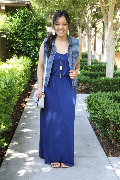 Denim Jacket Dress Outfit, Jacket Dress Outfit, Blue Maxi Dress Outfit, Dress Outfits Korean, Maxi Dress Outfit Casual, Jean Vest Outfits, Denim Jacket Dress, Denim Vest Outfit, Blue Jean Vest