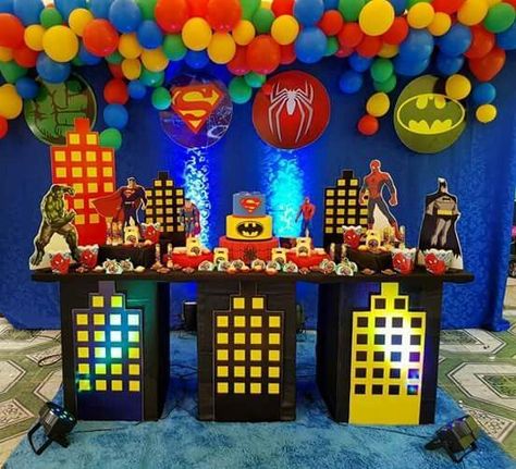 Super Zings, Avengers Birthday Party Decorations, Superman Birthday Party, Superhero Party Decorations, Superman Party, Marvel Birthday Party, Superman Birthday, Ideas Cumpleaños, Avenger Birthday Party