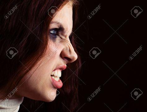 Black Background Portrait, Mad Face, Facial Expressions Drawing, Angry Eyes, Angry Expression, Angry Women, Angry Girl, Face Profile, Angry Face