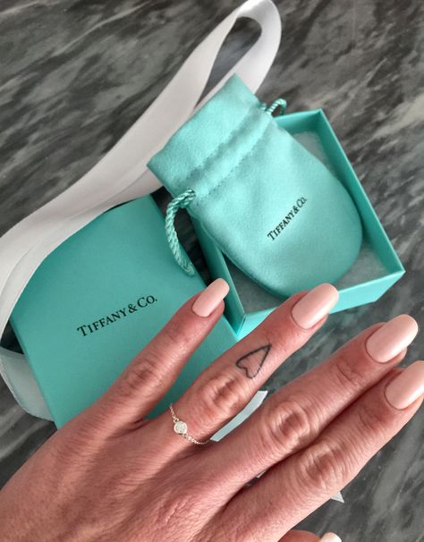 Tiffany diamonds by the yard ring Tiffany Band, Tiffany Watches, Engagement Party Planning, Diamond By The Yard, Diamonds By The Yard, Tiffany Rings, Popular Bracelets, Tiffany T, Tiffany Diamond