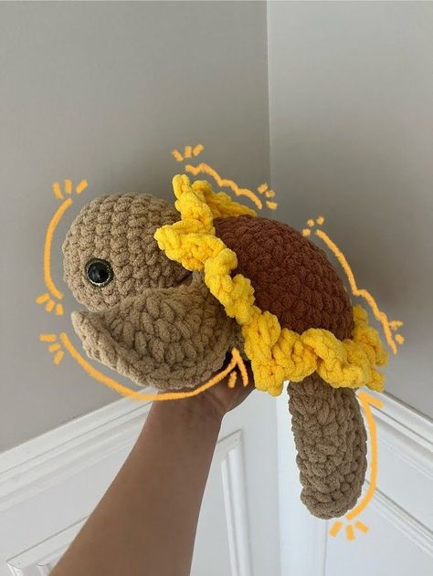 crochet sunflower turtle | sea turtle | plushie Crochet Patterns Tutorial, Sunflower Turtle Crochet Pattern, Hawaii Crochet, Crochet Sunflower Turtle, Crocheted Plushies, Sea Turtle Crochet, Crochet Turtles, Sunflower Turtle, Sunflower Stuff