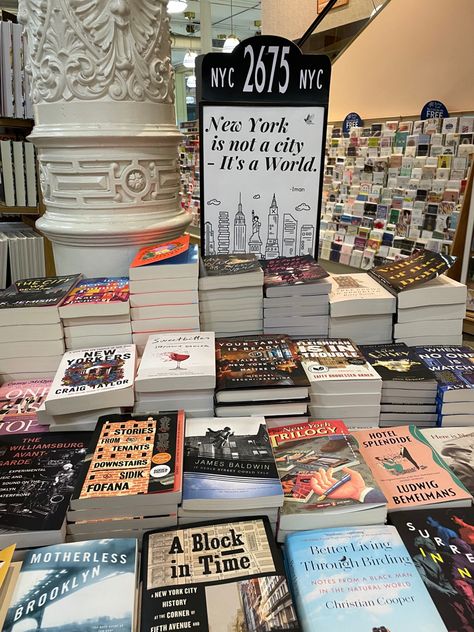 Book, Reading, aesthetic, New York, Barnes and Noble New York Barnes And Noble, Barnes And Noble Book Display, Barnes And Noble New York, Barnes And Noble Aesthetic, Noble Aesthetic, Book Reading Aesthetic, Book Website, Barnes And Noble Books, Aesthetic New York