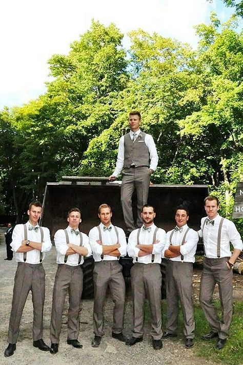 Country Groomsmen Attire, Country Groomsmen, Country Wedding Groomsmen, Rustic Groom, Wedding Groomsmen Attire, Mens Wedding Attire, Groomsmen Outfits, Wedding Country, Wedding Outfit Men