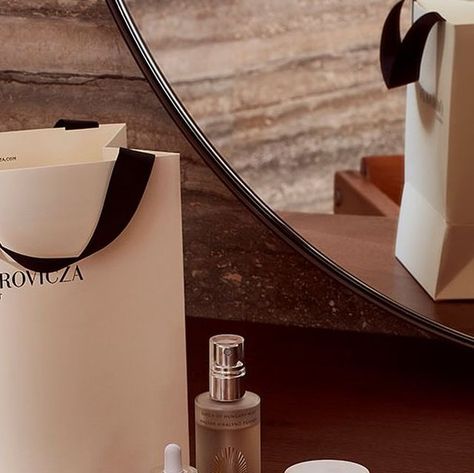 Omorovicza on Instagram: "The ultimate gift destination.

Stylist Magazine has just named our new Mayfair institute one of the best places to go beauty shopping in London. Here you can discover our exclusive Holiday Gift Sets and skincare must-haves. Perfect for that special someone, and for you.

If you can’t visit us in person, join us here tomorrow as we reveal our 12 Gifts of Skincare Guide featuring a surprise complimentary gift behind each door. 
. 
. 
. 
. 
#BeautyGifts #ChristmasSkincare #LondonShopping" Shopping In London, Skincare Guide, Beauty Shopping, London Shopping, Holiday Gift Sets, The Ultimate Gift, Gift Sets, Beauty Shop, The Good Place