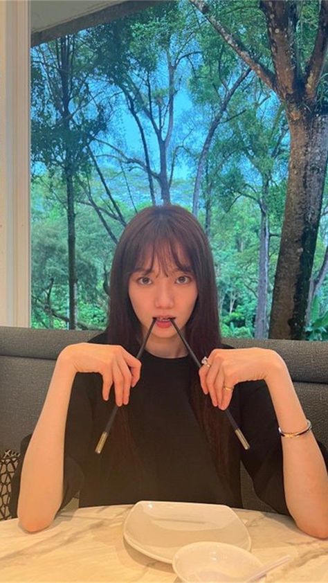 Lee Sung Kyung | IG Post | Dec 2022 Lee Sung Kyung Wallpaper, Lee Sung Kyung, Sung Kyung, Ahn Hyo Seop, Joo Hyuk, Lee Sung, Ig Post, Green Outfit, Korean Actresses