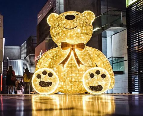 Giant Outdoor Christmas Gifts, Huge Christmas Decorations, Christmas Bears Decorations, Christmas Bear Decorations, Life Sized Teddy, Teddy Bear Christmas, Giant Teddy Bear Valentines Day, Christmas Lights Sculptures & Statues, Large Teddy Bear