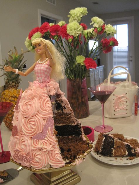 Barbie, Barbie Movie, Cake, Barbie Party, Barbie Birthday, Girly Birthday Aesthetic, Barbie Aesthetic, Birthday Barbie, Birthday Ideas, Birthday cake aesthetic Barbie Birthday Ideas, Barbie Barbie Movie, Barbie Movie Barbie, Birthday Cake Aesthetic, Aesthetic Barbie, Birthday Barbie, Girly Birthday, Birthday Aesthetic, Barbie Aesthetic