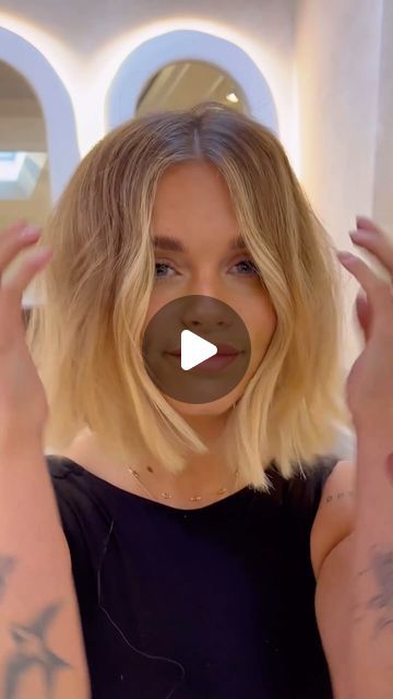 Messy Bob Tutorial, Mum Cut Hair, Short Hair Tutorials, Short Hair Dos, Salon Owner, Middle Part Hairstyles, Short Hair Hacks, Short Hair Bun, Shag Haircuts