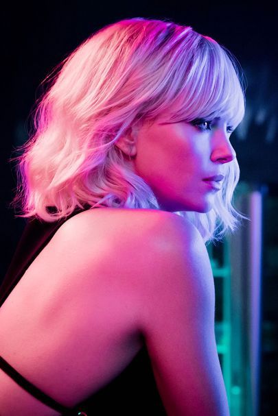 Atomic Blonde Outfits, Atomic Blonde Charlize Theron, Charlize Theron Hair, Atomic Blonde, Mtv Movie Awards, Christina Ricci, Charlize Theron, Hair Today, Great Hair