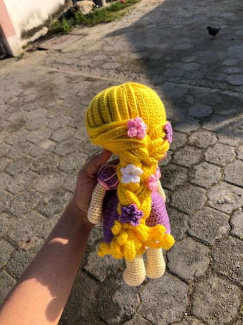 Rapunzel Crafts, 3d Crochet, Disney Crochet Patterns, Diy Amigurumi, Crochet Fairy, Crochet Disney, Disney Rapunzel, Kawaii Crochet, Crochet Clothing And Accessories