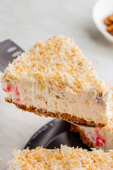 Layer Desserts, Pina Colada Pie Recipe, Pina Colada Pie, Hawaiian Pie, Apple Pork Chops, Maraschino Cherries, Perfect Pies, Cobbler Recipes, Crushed Pineapple