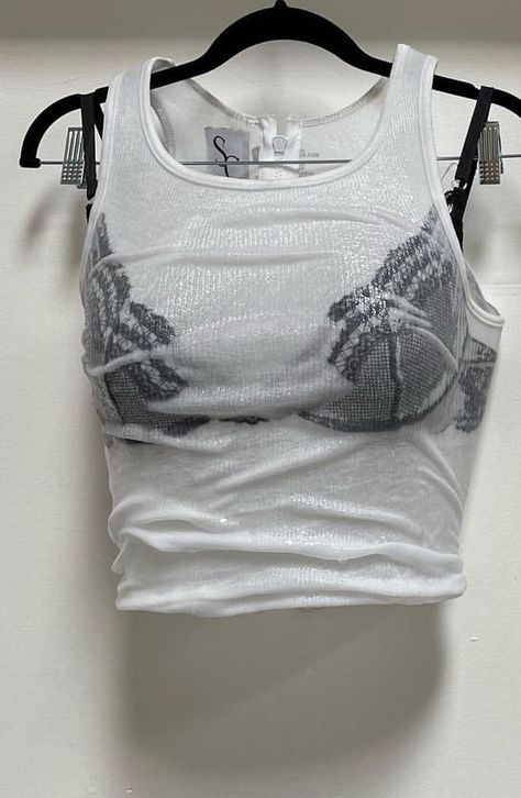 Wet Look Tank Top, Streetwear Pattern Design, Wet Look Outfit, Animal Inspired Outfits, Tank Top Aesthetic, Design Clothing, Clothing Designs, Innovative Fashion, Mode Inspo