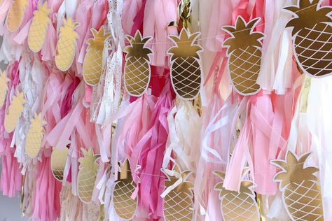 Tropical Bridal Shower Ideas, Bridal Shower Tropical, Pineapple Garland, Luau Bridal Shower, Pineapple Wedding, Tropical Bridal Showers, Tropical Bridal, Pink Pineapple, Themed Bridal Shower