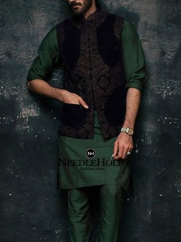 Ismail Farid embroidered waistcoat for groom in velvet fabric. Buy Ismail Farid men waistcoats and groom waistcoats at best prices and worldwide delivery Engagement Dress For Men, Men Suits Blue, Black Shirt Outfits, Embroidered Waistcoat, Mens Indian Wear, Indian Wedding Dresses, Men Waistcoat, Dresses Indian Wedding, Wedding Dresses Indian