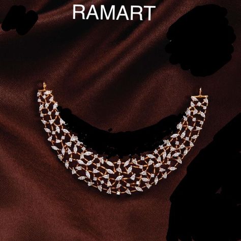 Dimand Pendent Mangalsutra, Real Diamond Mangalsutra Designs, Diamond Tanmaniya, Mangalsutra Pendent, Temple Jewellery Earrings, Choker Necklace Designs, Black Beads Mangalsutra Design, Diamond Mangalsutra, Diamond Bracelet Design